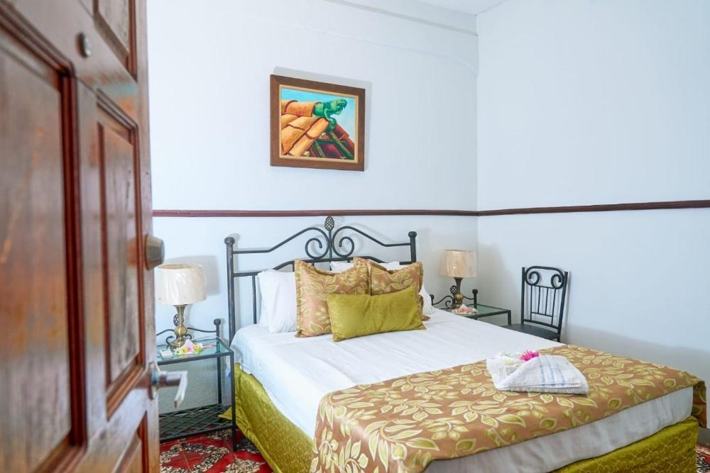 Hotel Los Balcones Leon