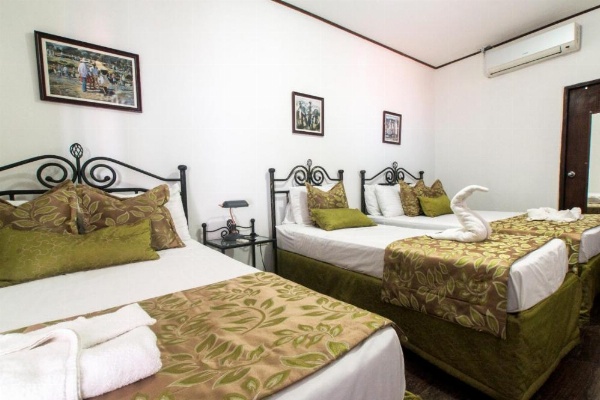 Hotel Los Balcones Leon image 17